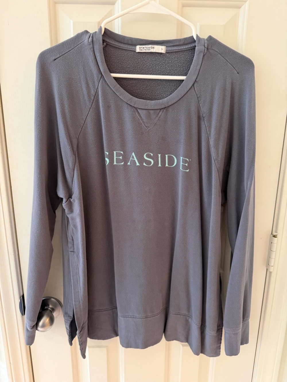 Seaside Graphic Crewneck Sweater - Gray